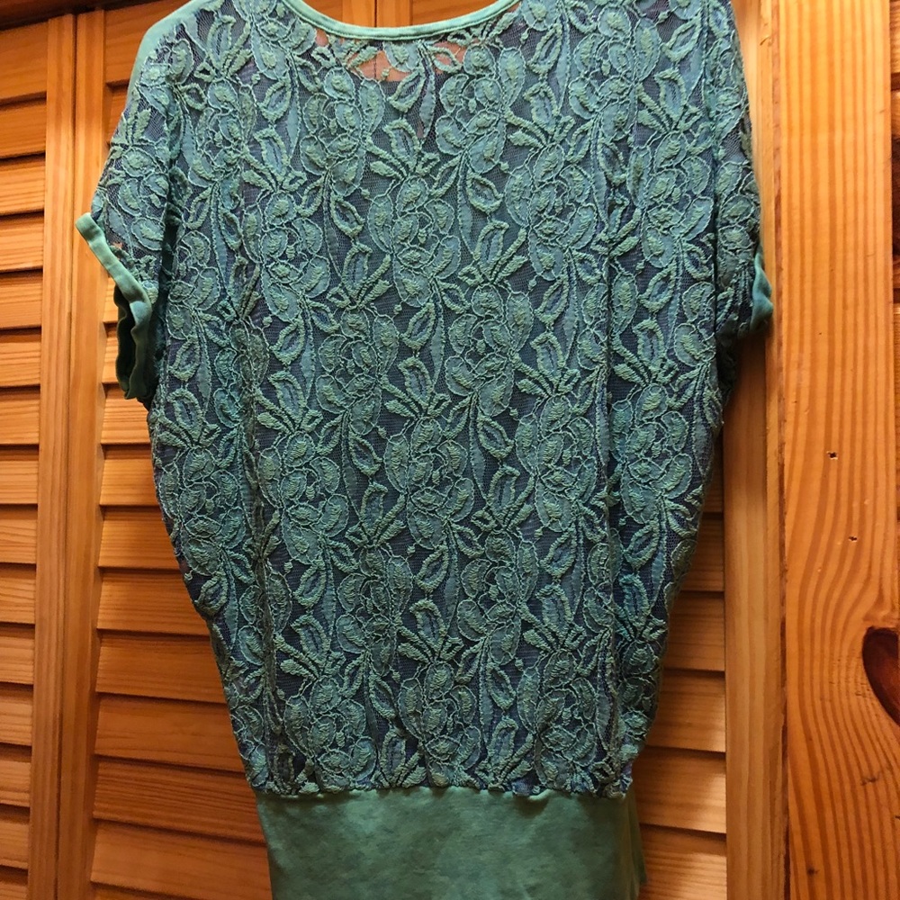 Green shear top